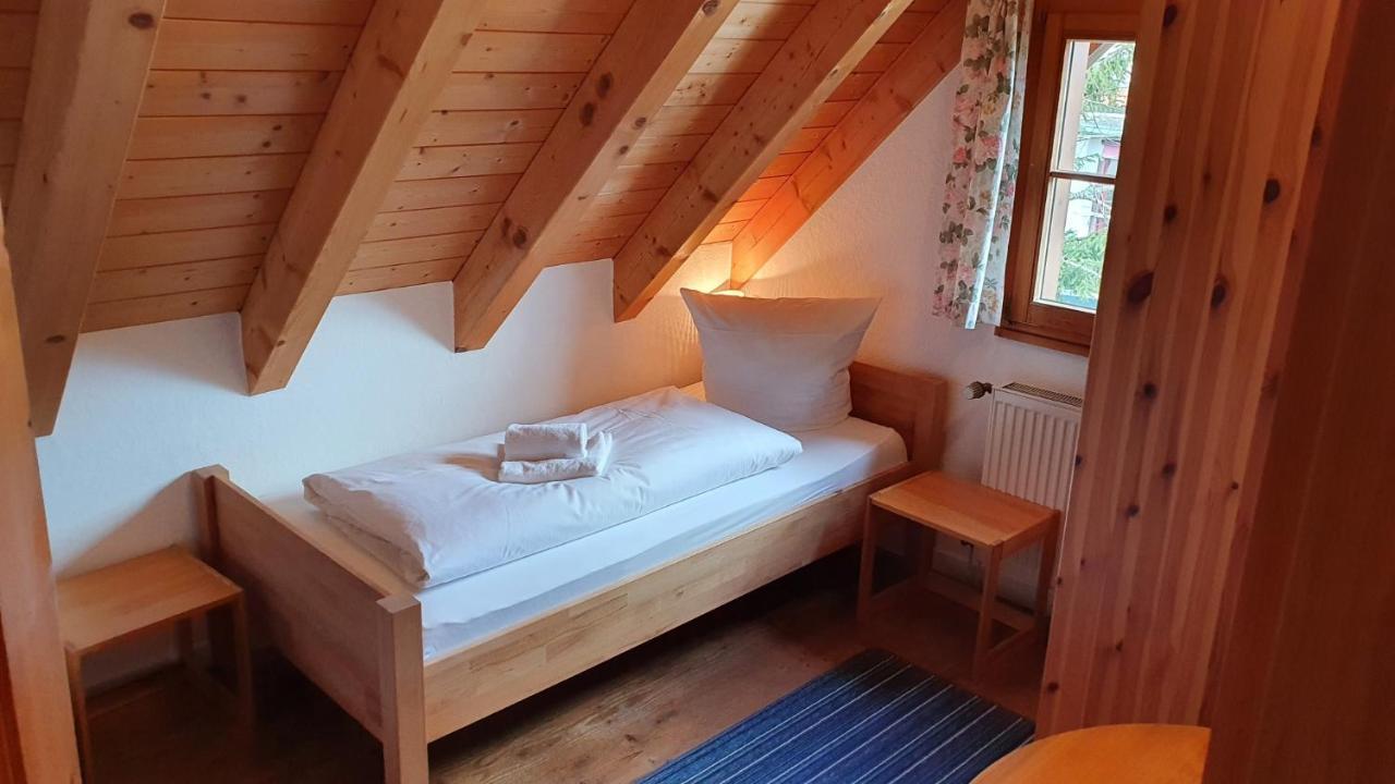 Landgasthof Zum Dorfkrug Hotel Häusern Екстериор снимка