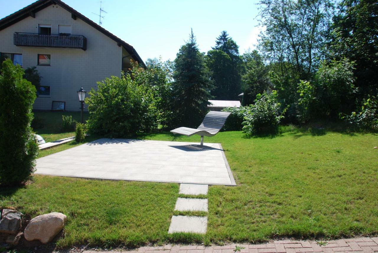 Landgasthof Zum Dorfkrug Hotel Häusern Екстериор снимка